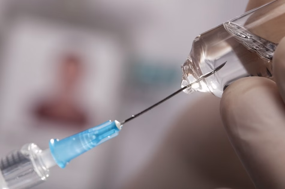 Le vaccin contre le zona : une nouvelle arme pour protéger le cerveau des personnes âgées ?